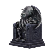 Load image into Gallery viewer, Cthulhu Throne Statue 18.3cm - Hand-Painted Resin Figurine, Gothic Home Decor