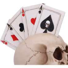 Laden Sie das Bild in den Galerie-Viewer, Gothic Poker Skull Ornament Fantasy Home Decor Figurine Halloween Sculpture Gift