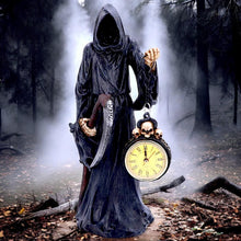 Laden Sie das Bild in den Galerie-Viewer, Grim Reaper Holding Clock Figurine Macabre Fantasy Statue Gothic Horror Home Decor