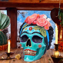 Laden Sie das Bild in den Galerie-Viewer, Calavera de Azucar Mexican Sugar Skull Day of the Dead Decor Hand-Painted Resin Figurine