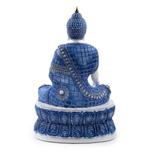 Laden Sie das Bild in den Galerie-Viewer, Elegant White & Blue Buddha Ornament - Lotus Pose Meditation Decor 26.5cm