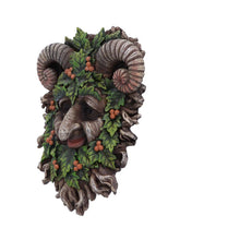 Laden Sie das Bild in den Galerie-Viewer, Pagan Horned Forest Guardian Sculpture Green Man Wall Plaque Wiccan Decor
