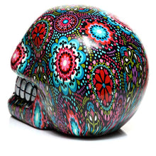 Laden Sie das Bild in den Galerie-Viewer, Mexican Day of the Dead Skull Figurine - Floral Resin Decor 14.5cm