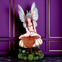 Laden Sie das Bild in den Galerie-Viewer, Enchanting Woodland Fairy Figurine Fantasy Mythical Statue Gothic Ornament Art