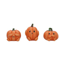 Laden Sie das Bild in den Galerie-Viewer, Pumpkin Statue Set See No, Speak No Hear No Figurines Gothic Halloween Decor