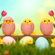 Laden Sie das Bild in den Galerie-Viewer, Adorable Spring Chick Set Three Wise Chickens Figurines Easter Novelty Gift Boxed