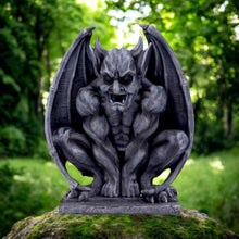 Load image into Gallery viewer, Resin Gargoyle Statue – Gothic Decor Garden Sculpture | Medieval Mythical Creature Ornament for Home and Outdoor Spaces