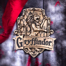 Load image into Gallery viewer, Harry Potter Gryffindor Wall Plaque 20cm - Officially Licensed Hogwarts House Decor