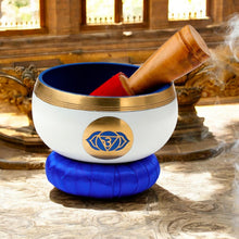 Load image into Gallery viewer, Third Eye Chakra Healing Singing Bowl – Meditation Sound Bowl with Cushion & Stick