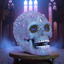 Laden Sie das Bild in den Galerie-Viewer, Gothic Jewelled Skull Figurine Gemstone Eyes Halloween Art Decor Ornament Gift