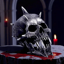 Laden Sie das Bild in den Galerie-Viewer, Gothic Spiked Demon Skull Figurine Fanged Horror Decor Halloween Scary Statue