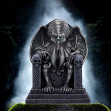 Load image into Gallery viewer, Cthulhu Throne Statue 18.3cm - Hand-Painted Resin Figurine, Gothic Home Decor