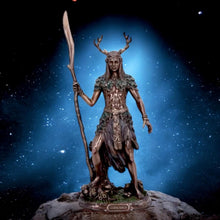 Laden Sie das Bild in den Galerie-Viewer, Cernunnos The Horned God Statue 26 cm - Bronze Pagan Decor, Nature Spirit Figurine