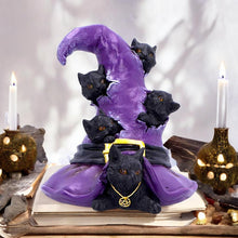 Laden Sie das Bild in den Galerie-Viewer, Magical Mischief Witch Hat and Black Cats Figurine – 14cm Whimsical Gothic Decor