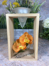 Laden Sie das Bild in den Galerie-Viewer, Elegant Orchid Artificial Flower Arrangement with Wooden Candle Holder - 19 cm Tall-OsirisTradingUK