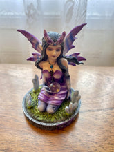 Laden Sie das Bild in den Galerie-Viewer, Enchanted Sagittarius Zodiac Fairy Statue - Mystical Purple Winged Fairy Figurine with Crystal Orb, Handcrafted Resin Decor, 9.5cm-OsirisTradingUK