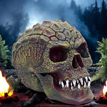 Laden Sie das Bild in den Galerie-Viewer, Reptilian Skull Ornament Gothic Decor Fantasy Art