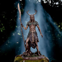 Laden Sie das Bild in den Galerie-Viewer, Cernunnos The Horned God Statue 26 cm - Bronze Pagan Decor, Nature Spirit Figurine