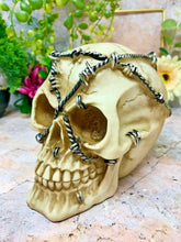 Load image into Gallery viewer, Barbed Skull Sculpture Figurine Gothic Horror Ornament Figure Decoration Gift-OsirisTradingUK