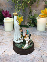 Laden Sie das Bild in den Galerie-Viewer, Blessed Virgin Mary Sculpture Our Lady of Fatima with Children Statue Figurine-OsirisTradingUK