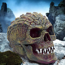 Laden Sie das Bild in den Galerie-Viewer, Reptilian Skull Ornament Gothic Decor Fantasy Art