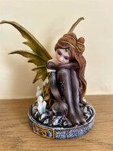 Laden Sie das Bild in den Galerie-Viewer, Capricorn Enchantment Fairy Figurine – Mystical Earthy Resin Fairy with Crystals, Zodiac-Inspired Collectible, Handcrafted Magical Decor-OsirisTradingUK