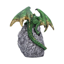 Laden Sie das Bild in den Galerie-Viewer, Mystical Green Dragon with Light-Up Crystal Geode Fantasy Gothic Ornament Gift