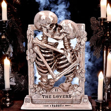 Laden Sie das Bild in den Galerie-Viewer, Gothic Skeleton Lovers Ornament Tarot Figurine Halloween fantasy art Decor