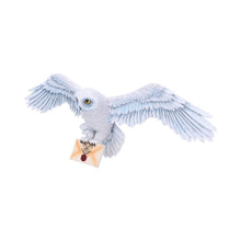 Load image into Gallery viewer, Harry Potter Hedwig Wall Plaque 45cm - Officially Licensed Wizarding World Collectible