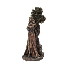 Laden Sie das Bild in den Galerie-Viewer, Gaelic Danu Pagan Deity Statue Earth Mother Figurine Celtic Tree Goddess Gaia