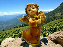 Load image into Gallery viewer, Angel with Flowers Resin Figurine, 10cm – Enchanted Floral Cherub, Delicate Tabletop Statue, Heavenly Decor, Angelic Bloom Ornament