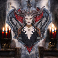 Laden Sie das Bild in den Galerie-Viewer, Official Diablo IV Lilith Wall Plaque | Gothic Decor by Nemesis Now
