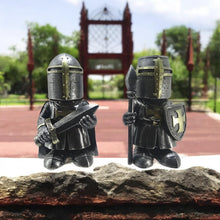 Load image into Gallery viewer, Gothic Templar Knight Collectibles – Medieval Warrior Figurines Set – Resin Decor 13.8cm