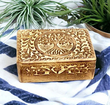 Laden Sie das Bild in den Galerie-Viewer, Handcrafted Tree of Life Wooden Box | Artisan Carved Keepsake Organizer | Rustic Home Decor Storage-OsirisTradingUK