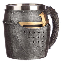 Laden Sie das Bild in den Galerie-Viewer, Medieval Knight Helmet Mug | Gothic Tankard with Stainless Steel Insert 11cm