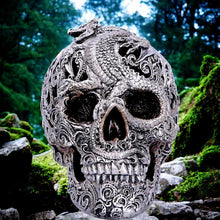 Laden Sie das Bild in den Galerie-Viewer, Dragon Skull Gothic Ornament Silver Figurine Collectible Fantasy Home Decor Gift