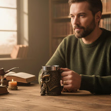 Laden Sie das Bild in den Galerie-Viewer, Norse Odin Tankard Viking God Drinking Mug Mythology Valhalla Collectible