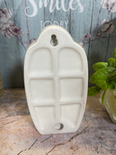 Load image into Gallery viewer, Divine Mercy Jesus Porcelain Water Font - Sacred Home Decor, Blessing Holder, 13.5 cm-OsirisTradingUK