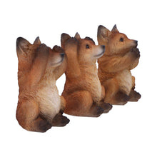 Laden Sie das Bild in den Galerie-Viewer, Three Wise Fox Figurines Set Hear See Speak No Evil statue Wisdom Ornaments