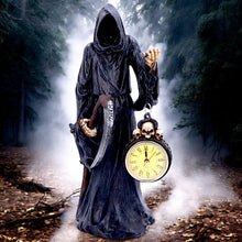 Laden Sie das Bild in den Galerie-Viewer, Grim Reaper Holding Clock Figurine Macabre Fantasy Statue Gothic Horror Home Decor