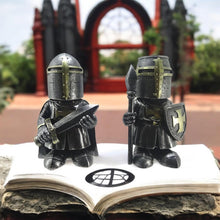 Load image into Gallery viewer, Gothic Templar Knight Collectibles – Medieval Warrior Figurines Set – Resin Decor 13.8cm