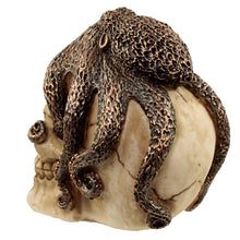 Laden Sie das Bild in den Galerie-Viewer, Fantasy Octopus Skull Statue - Gothic Steampunk Home Decor Ornament