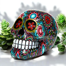 Laden Sie das Bild in den Galerie-Viewer, Mexican Day of the Dead Skull Figurine - Floral Resin Decor 14.5cm