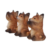 Laden Sie das Bild in den Galerie-Viewer, Three Wise Fox Figurines Set Hear See Speak No Evil statue Wisdom Ornaments