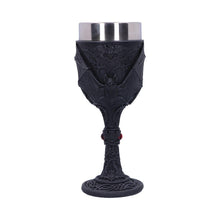 Laden Sie das Bild in den Galerie-Viewer, Gothic Bat Wine Goblet | Vampire Kitchen Barware | Black Resin Chalice 19.5cm