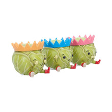 Laden Sie das Bild in den Galerie-Viewer, Three Wise Sprouts Crowned Figurines Novelty Christmas Ornament Cute Gift