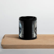 Laden Sie das Bild in den Galerie-Viewer, Mystischer Totenkopfbecher mit Totenkopfmotiv – Dekor mit Gothic-Hexerei-Symbol – Esoterisches okkultes Geschenk