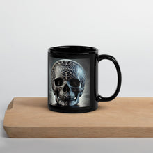 Laden Sie das Bild in den Galerie-Viewer, Mystischer Totenkopfbecher mit Totenkopfmotiv – Dekor mit Gothic-Hexerei-Symbol – Esoterisches okkultes Geschenk