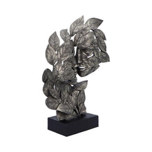 Laden Sie das Bild in den Galerie-Viewer, Kissing Couple Silver Leaf Statue Romantic Home Decor Modern Metallic Sculpture