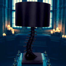 Laden Sie das Bild in den Galerie-Viewer, Gothic Vertebrae Table Lamp Spine Light with Shade Halloween Horror Decor